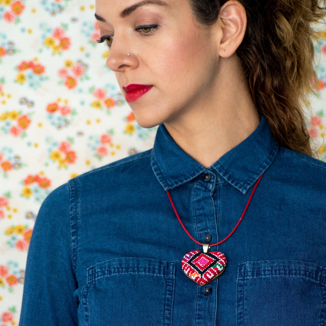 San Andres Heart Textile Necklace.