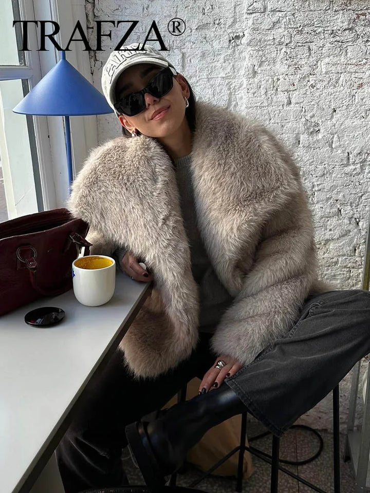 TRAF 2024 Women Fashion Cropped Faux Fur Jacket Coat Long Sleeve Front