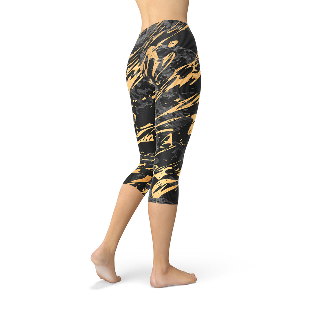 Womens Black Marble w/ Gold Splash Capri Leggings